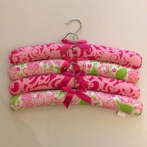 NWOT Lilly Pulitzer S/4 Hanger